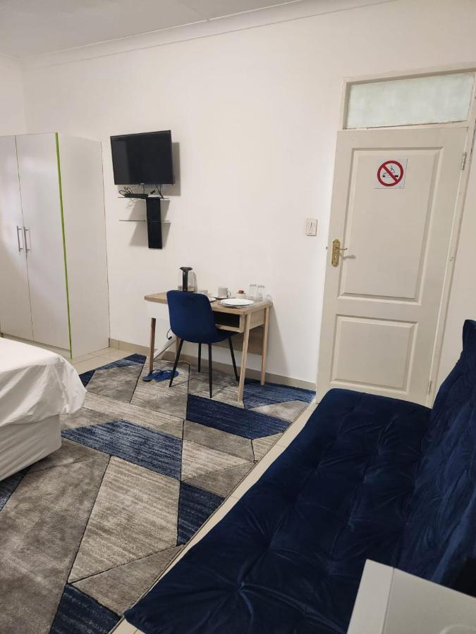 Pinto City Motel Kempton Park Bagian luar foto