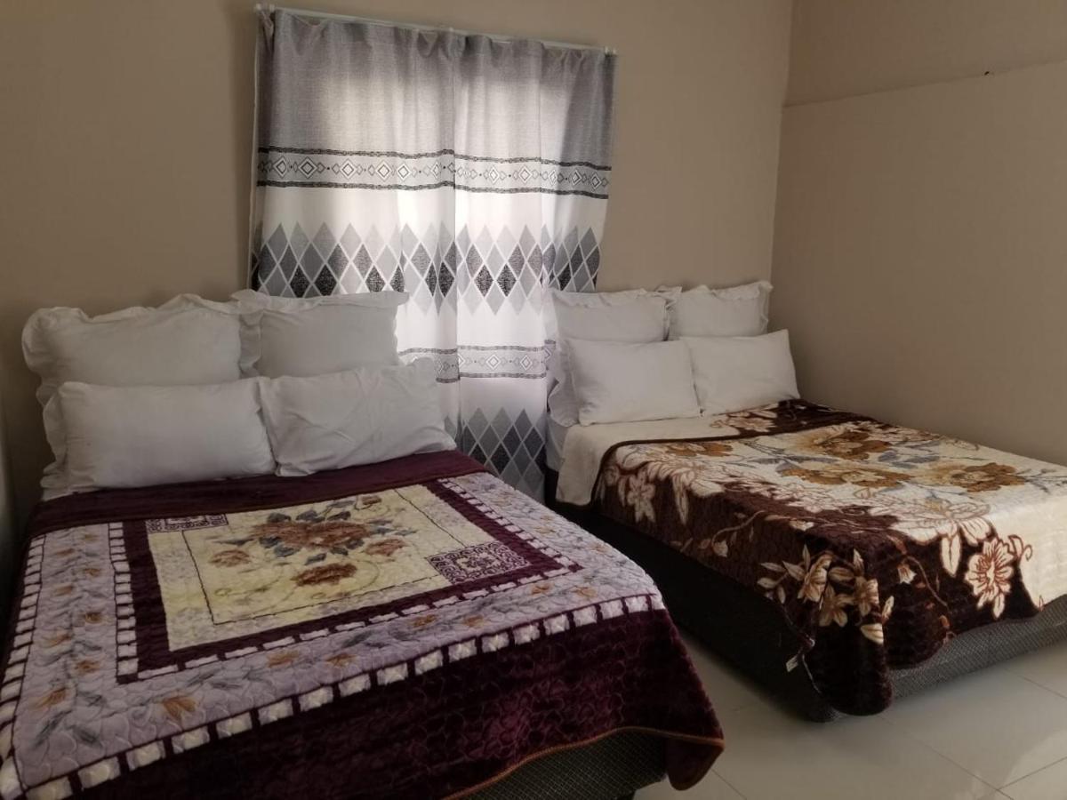 Pinto City Motel Kempton Park Bagian luar foto
