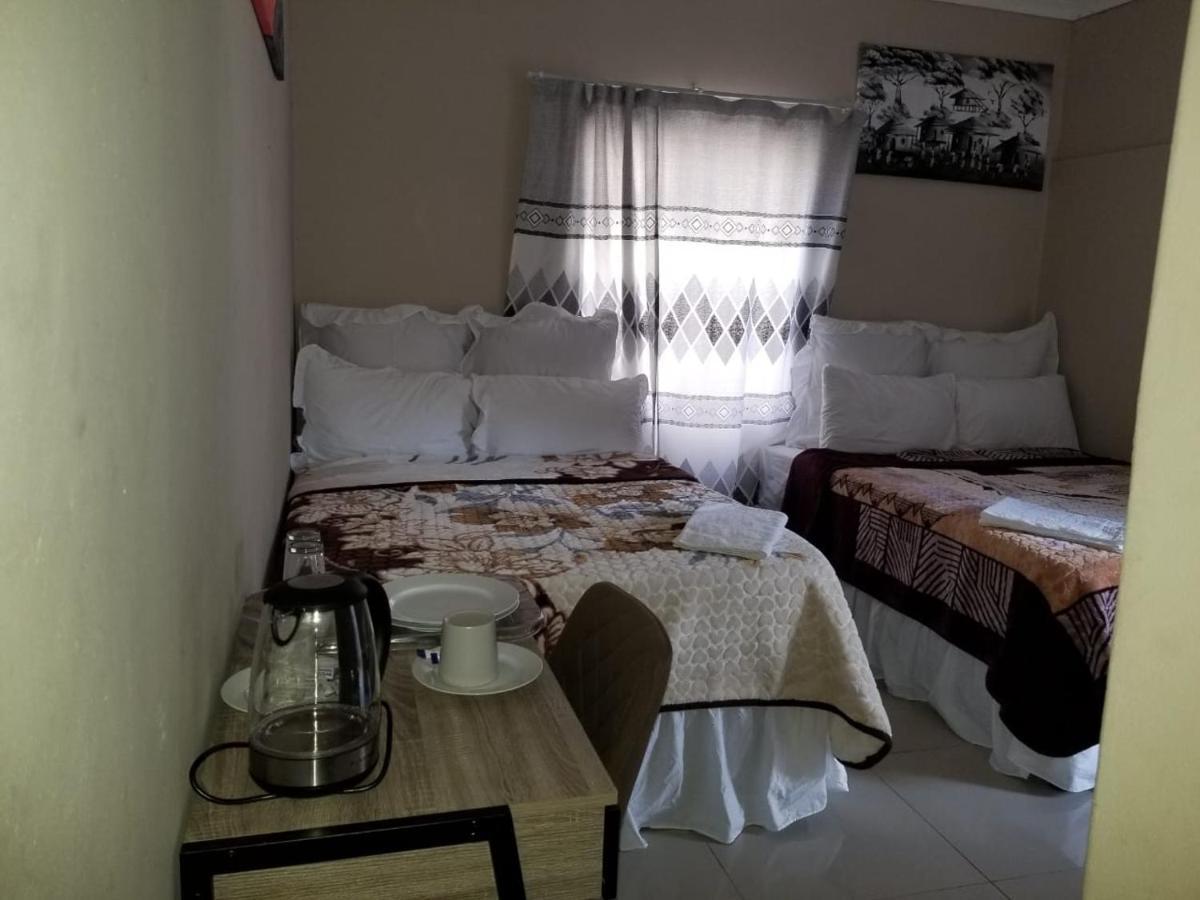 Pinto City Motel Kempton Park Bagian luar foto
