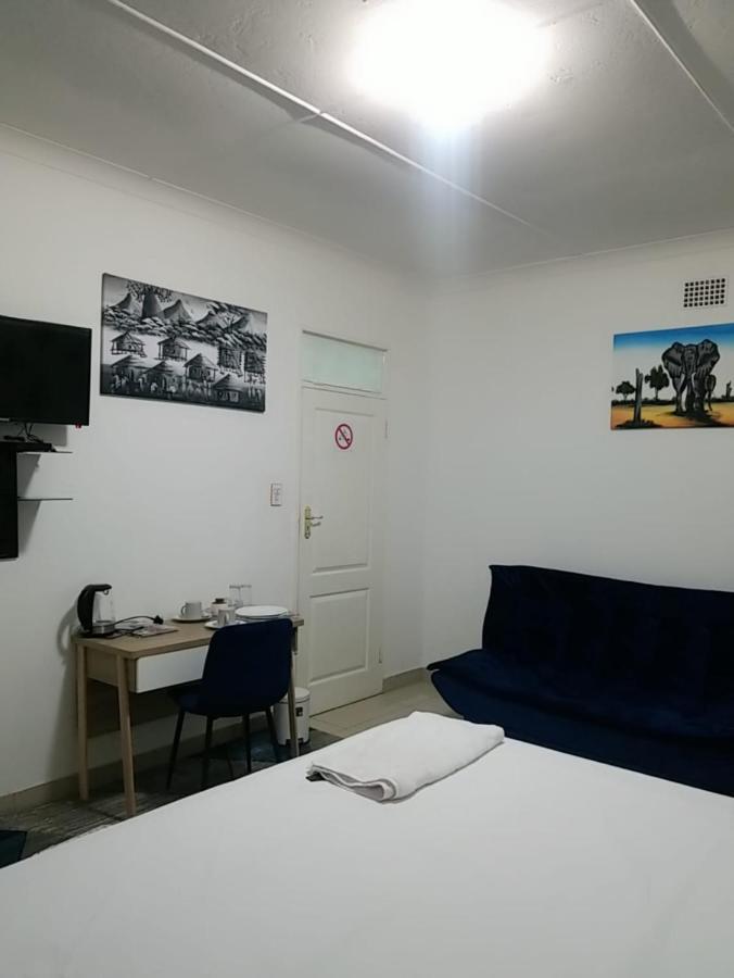 Pinto City Motel Kempton Park Bagian luar foto