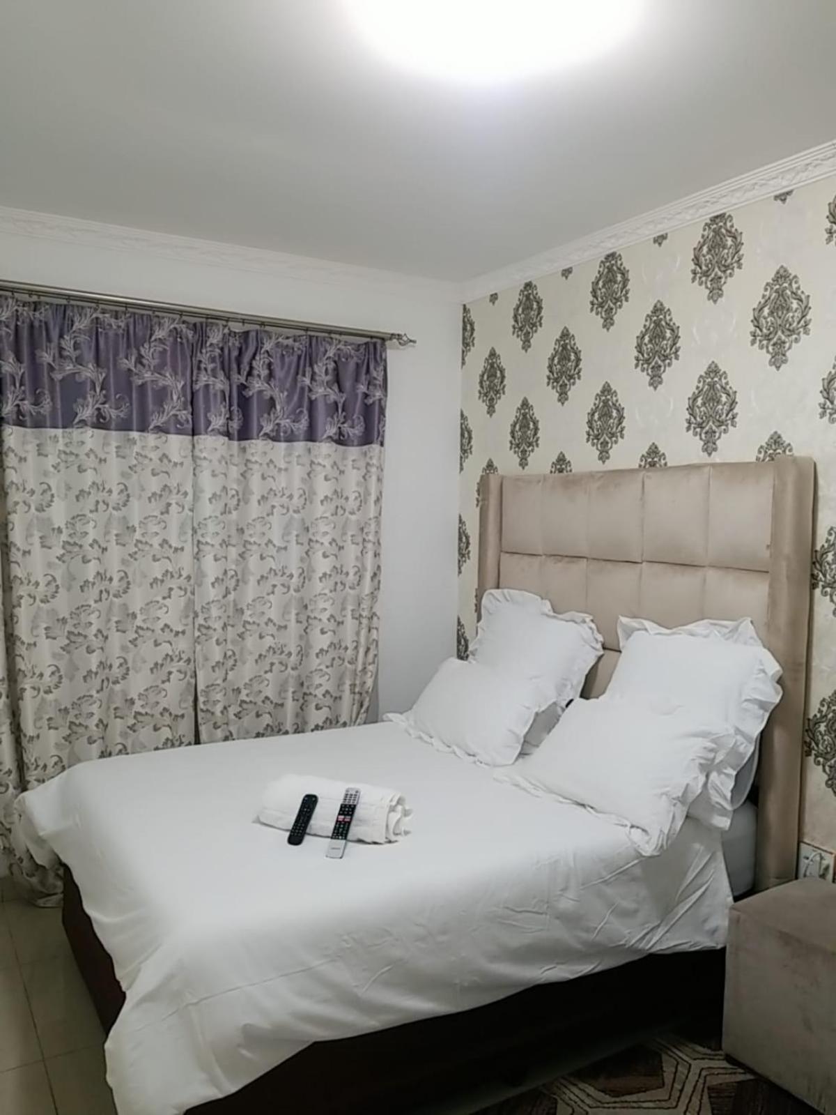 Pinto City Motel Kempton Park Bagian luar foto